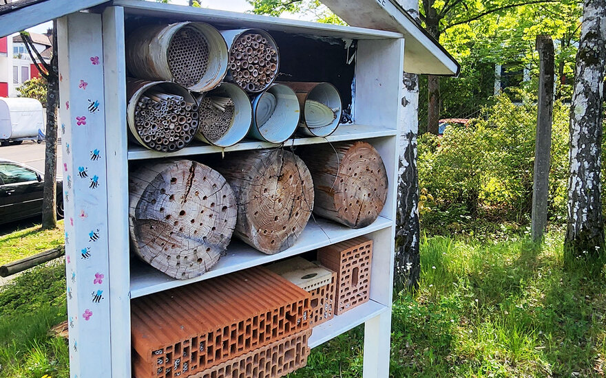 Ein selbstgebautes Insektenhotel