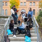 Internationale Austauschstudierende auf dem Campus