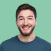 Portraitfoto Testimonial Ismat aus dem Studiengang MEDS.