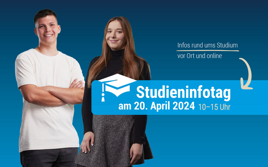 Banner mit Datum und Uhrzeit zum Studieninfotag 2024 mit einem Studenten und einer Studentin, die nebeneinander vor einem blauen Hintergrund stehen